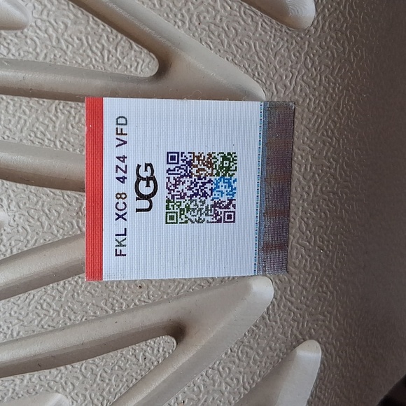 UGG New Height Beige Platform Sandals 9.5 - Picture 9 of 10